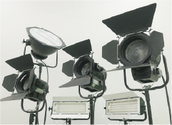 照明機材 (タングステン / 蛍光灯)